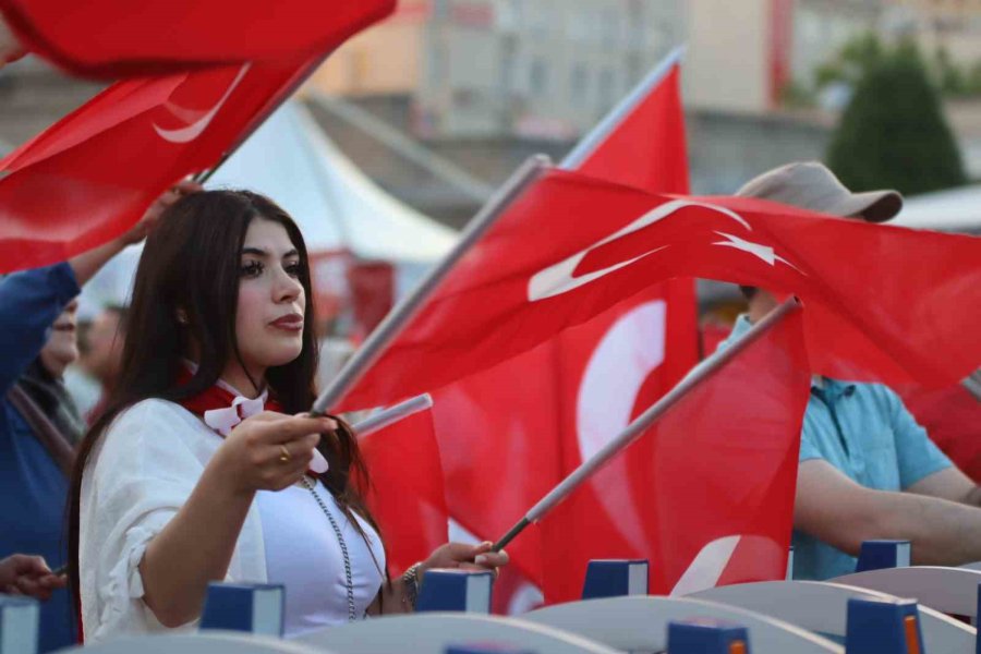 Kayseri’de 15 Temmuz Coşkusu