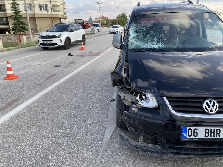 Konya’da Hafif Ticari Aracın Çarptığı Elektrikli Bisiklet Sürücüsü Hayatını Kaybetti