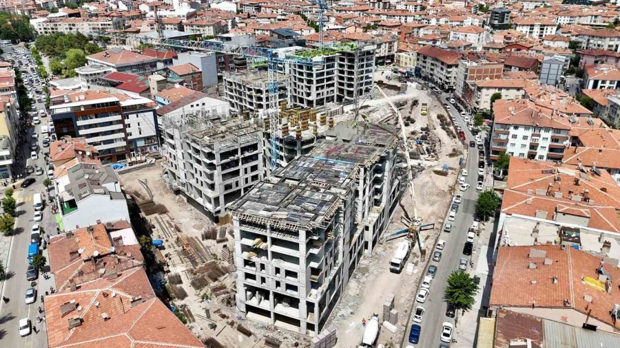 Çift Katlı Otopark Hem Trafik Hem De Otopark Sorununu Çözecek