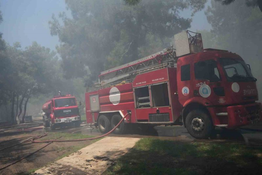 İşletmede Çıkan Yangında Havadan Ve Karadan Hızlı İlk Müdahale Ormanı Kurtardı