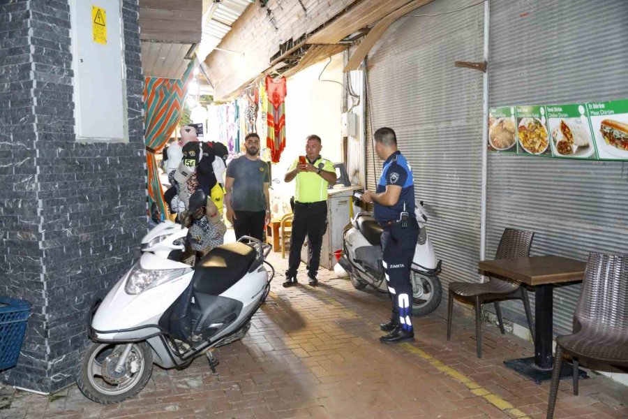 Alanya’da Zabıta Ve Emniyet Ekiplerinden Ortak Denetim