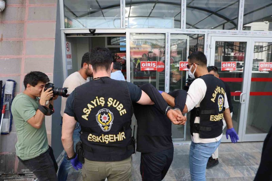 Polis Memurunu Ağır Yaralayan Şüpheli Adliyeye Sevk Edildi