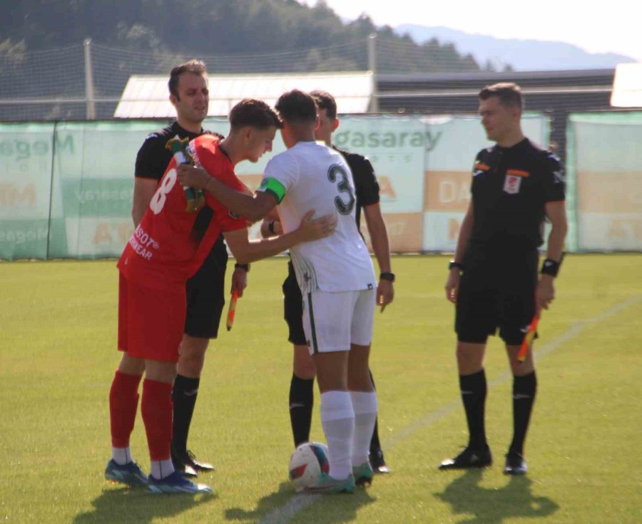 Konyaspor Hazırlık Maçında Almere City’yi Mağlup Etti