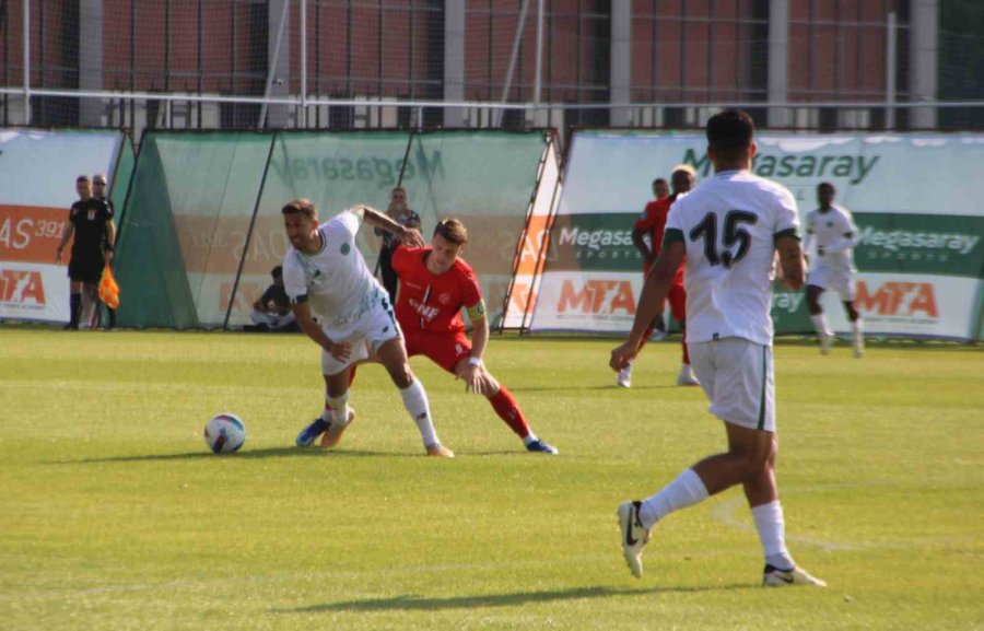 Konyaspor Hazırlık Maçında Almere City’yi Mağlup Etti