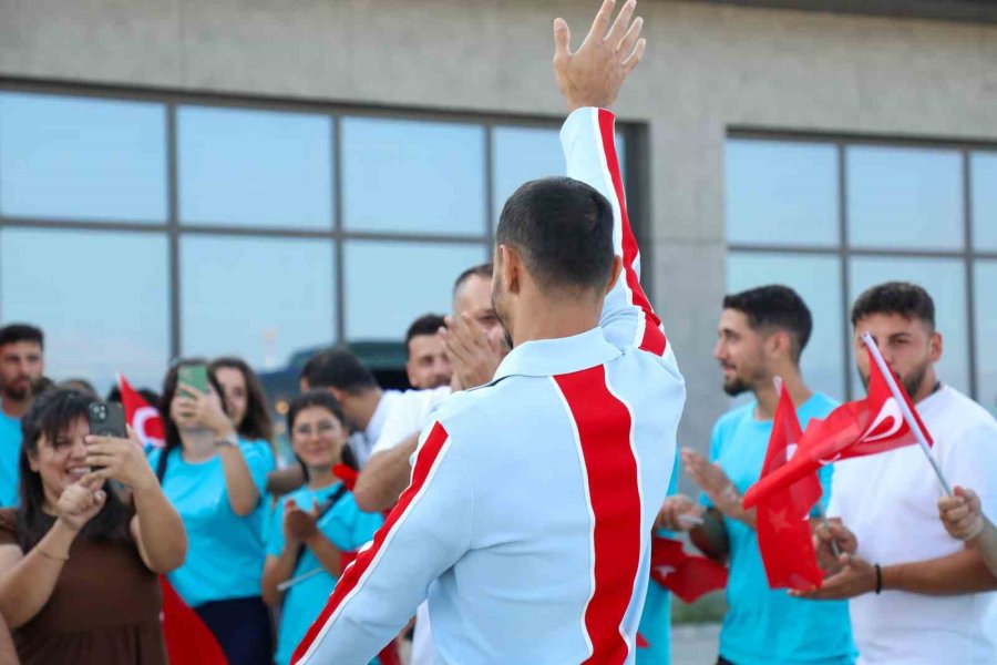 Antalyalı Cimnastikçiler, Paris 2024’e Törenle Uğurlandı