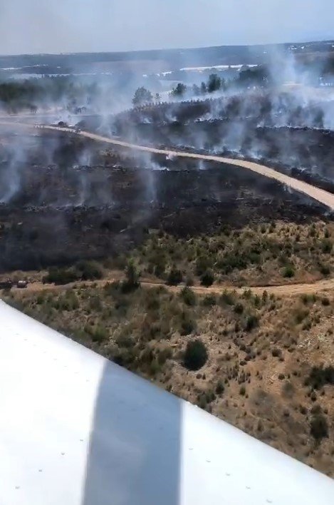 Antalya’da Orman Yangını: Havadan Ve Karadan Müdahale Devam Ediyor