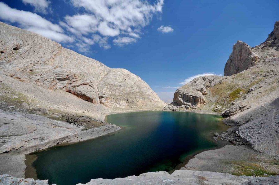 Niğde’nin Saklı Cenneti Karagöl Ve Çini Göl