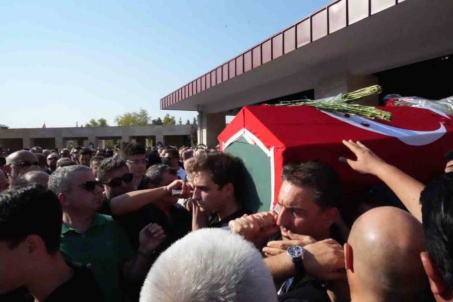 Atso Başkanı Ali Bahar, Gözyaşları İçinde Toprağa Verildi