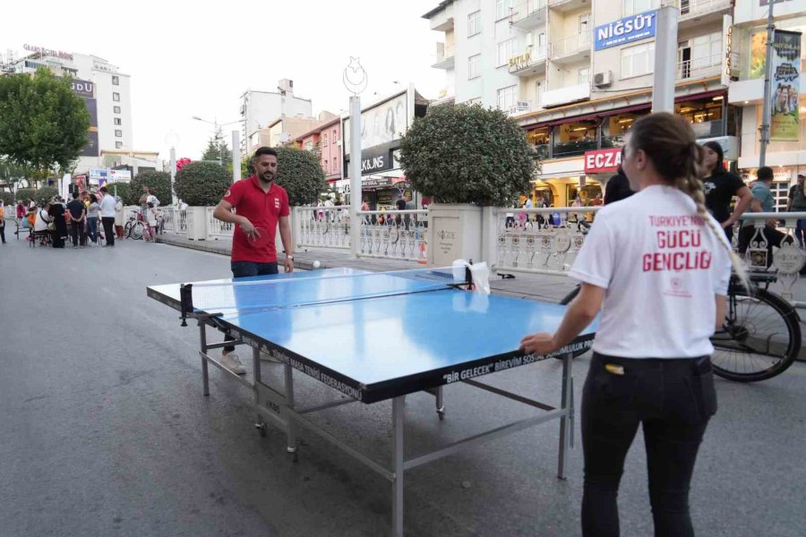 Niğde’de Spor Festivali Ve Niğde Yarı Maratonu Etkinliği Başladı