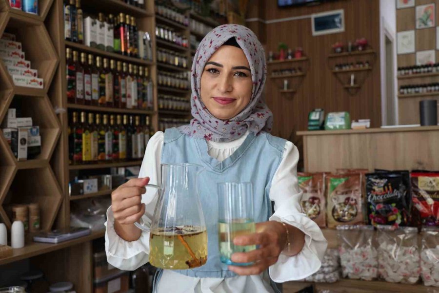 Osmanlı Mutfağından Günümüze Uzanan Lezzet; ’meyan Kökü Şurubu’