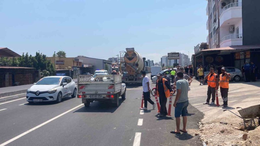 Başka Bir Aracın Üzerinden Geçtiği Genç De Kurtarılamadı: Motosiklet Kazasında 2 Ölü