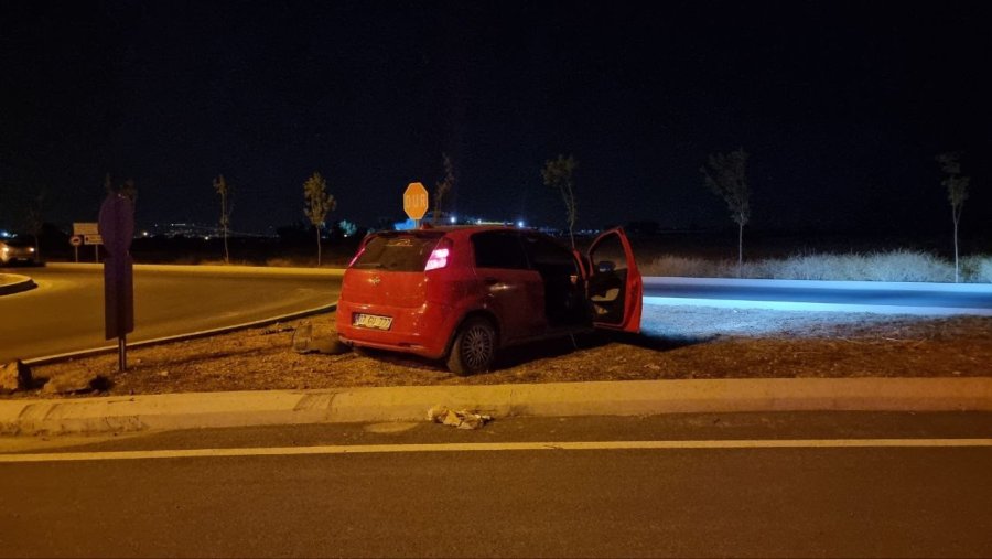 "dur" İhtarına Uymayarak Kaza Yaptı, Sorguda Aranması Çıktı