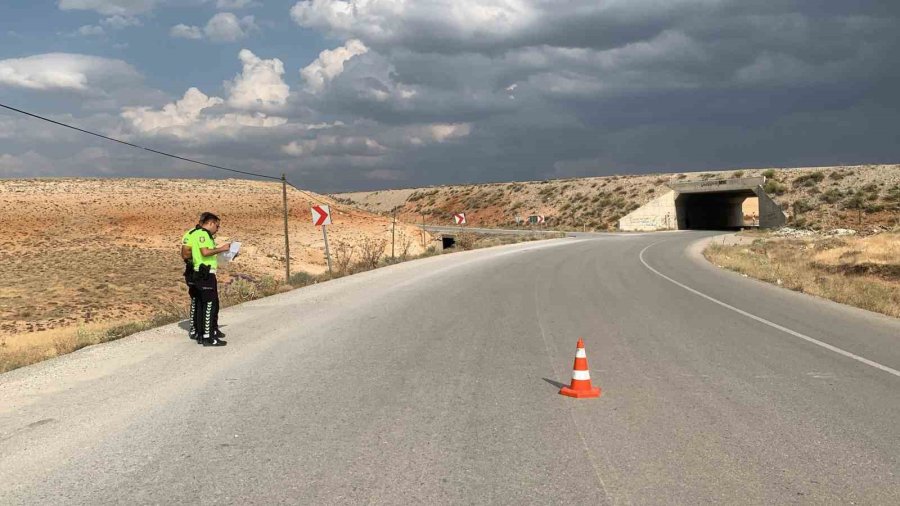 Şarampole Yuvarlanan Elektrikli Bisikletin Sürücüsü Yaralandı