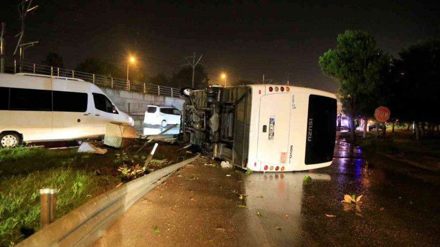 Antalya Temmuz Ayında Sağanak Yağışa Hazırlıksız Yakalandı