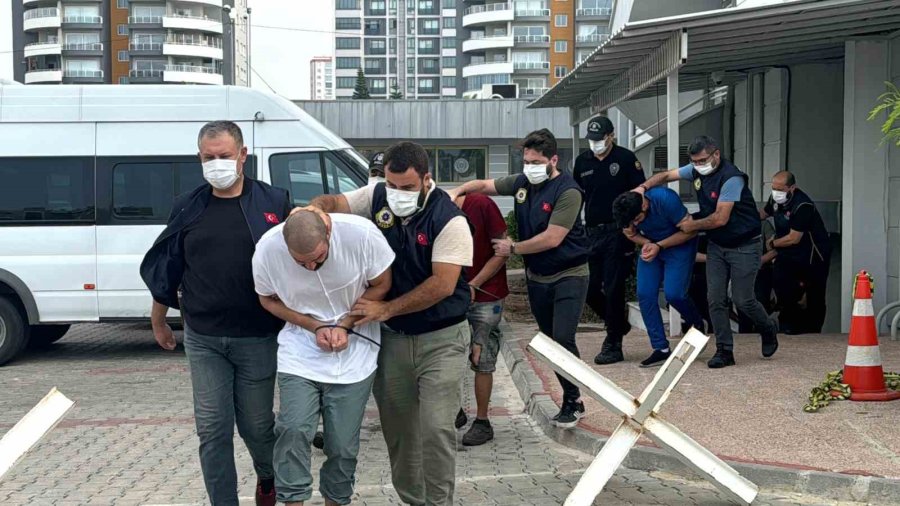 Mersin’de Deaş Operasyonu: 9 Şüpheli Adliyeye Sevk Edildi