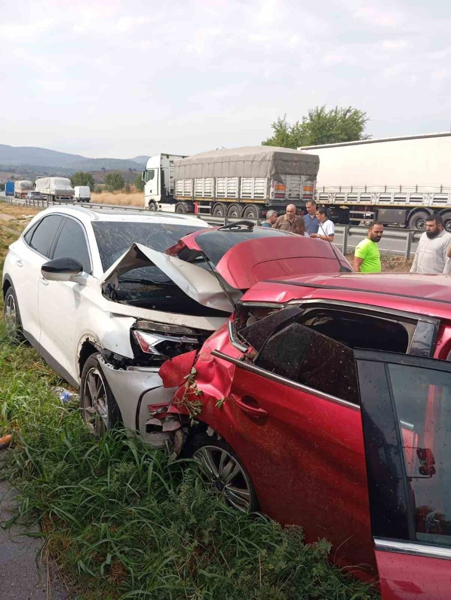 Tarsus’ta Trafik Kazası: 1 Ölü, 5 Yaralı