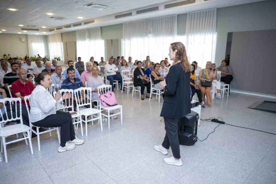 Muhtarlara ’kadın-erkek Eşitliği’ Semineri Verildi