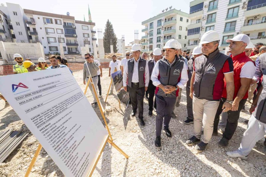 Silifke Sosyal Yaşam Merkezi İnşaatı Sürüyor