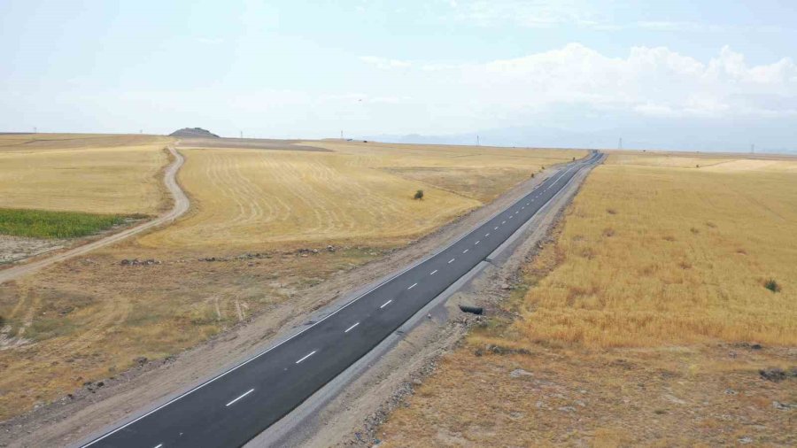 10 Mahalleyi İlgilendiren Yol Hizmete Açıldı