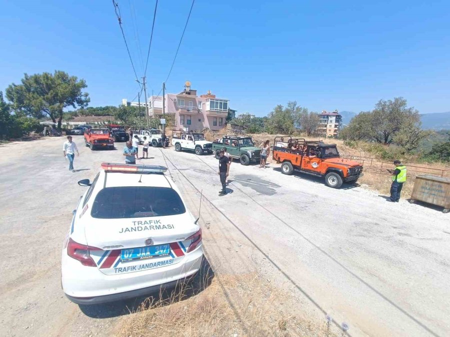 Alanya’da 5 Safari Aracına Cezai İşlem Uygulandı