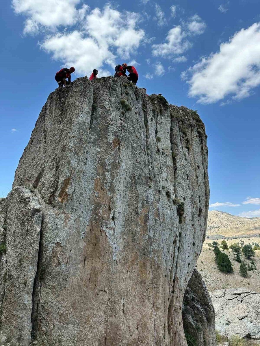 Doğada Arama Kurtarma Eğitimi Verildi