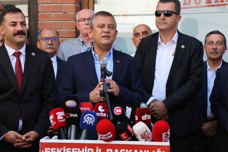 Chp Genel Başkanı Özel: "bu Kötülük Karşısında Hep Birlikte Hizmete Devam Edeceğiz"