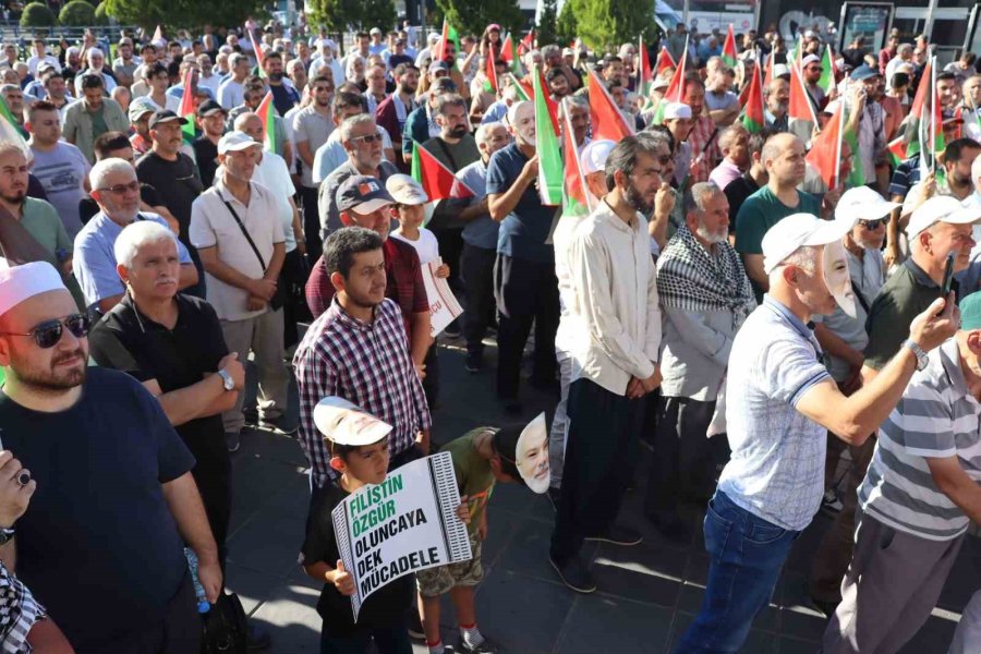 Kayseri Ve Niğde’de Vatandaşlar İsmail Haniye İçin Meydana İndi