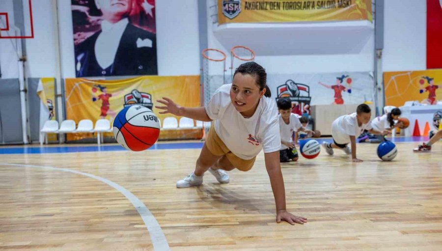 Basketbol Kursuna Yaz Döneminde Büyük İlgi