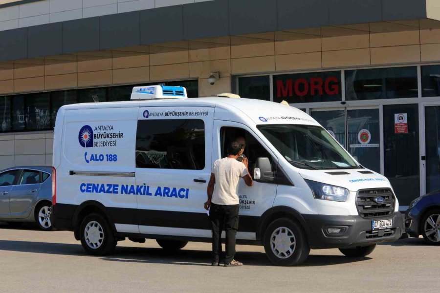 Vahşi Cinayete Kurban Giden Anne Ve Oğlu Edirne’de Toprağa Verilecek