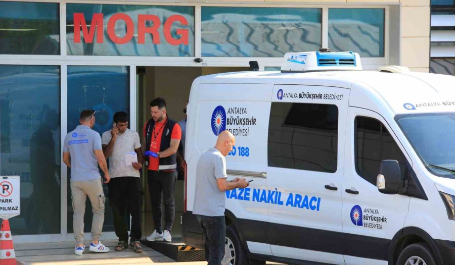 Vahşi Cinayete Kurban Giden Anne Ve Oğlu Edirne’de Toprağa Verilecek