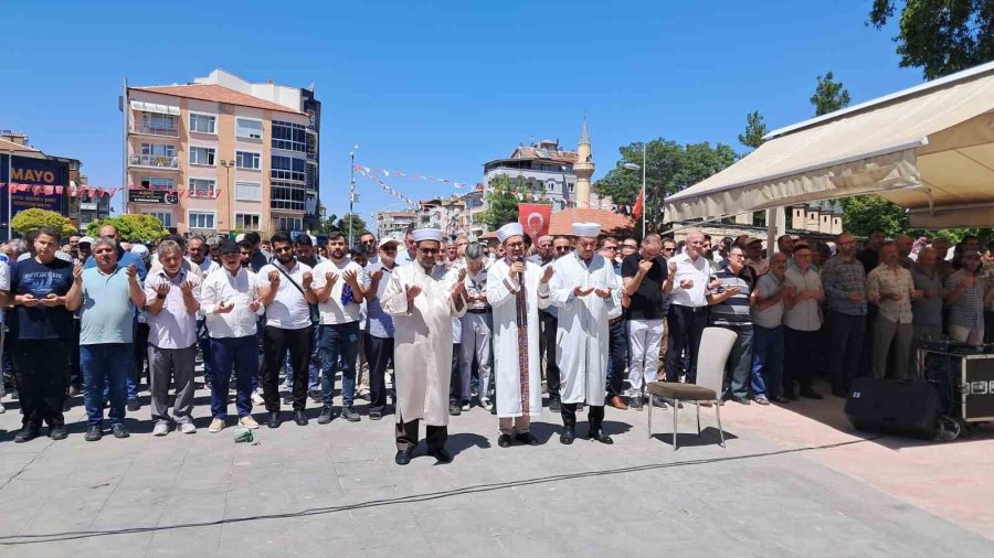 Karaman’da İsmail Haniye İçin Gıyabi Cenaze Namazı Kılındı