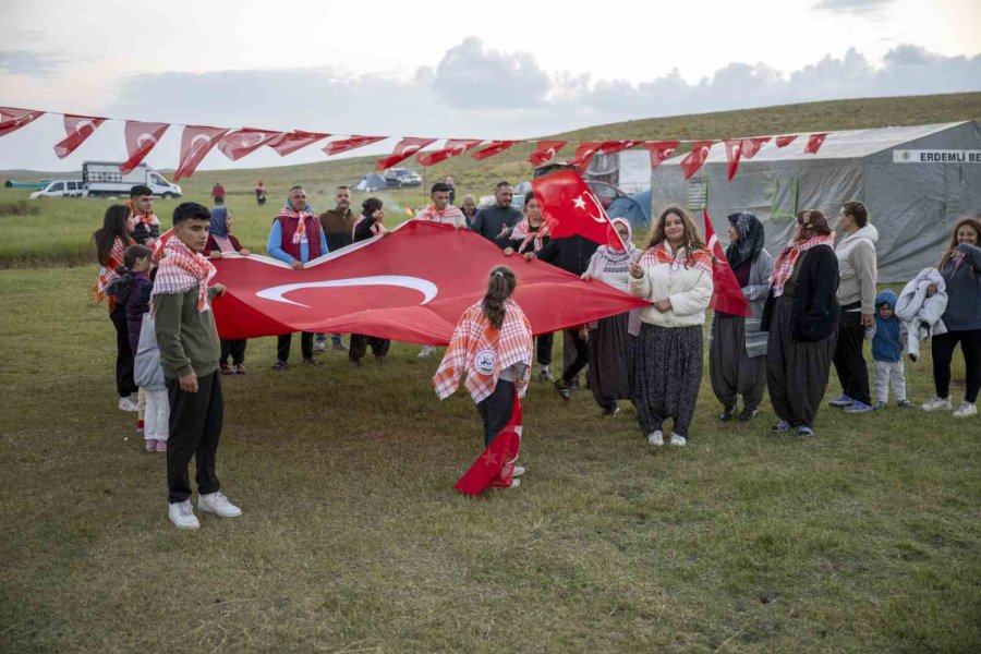 Erdemli’de 7. Geleneksel Yörük Şenliği Düzenlendi