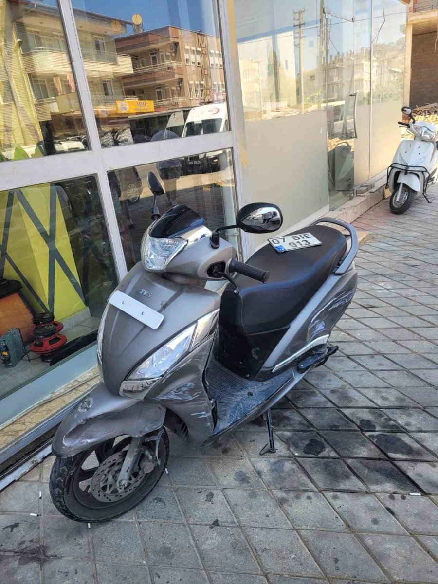 Gazipaşa’da Otomobil İle Motosiklet Çarpıştı: 1 Yaralı