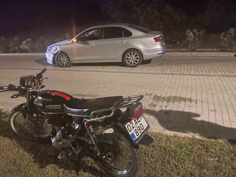 Manavgat’ta Motosiklet Kazası: 1 Yaralı