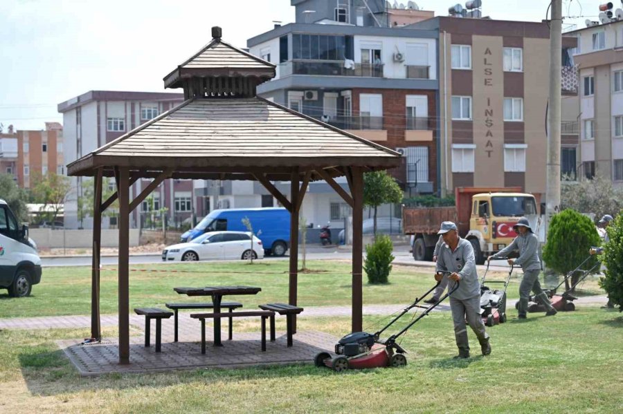 Kepez’in Parkları Yenilenerek Konforlu Ve Güvenli Hale Geldi