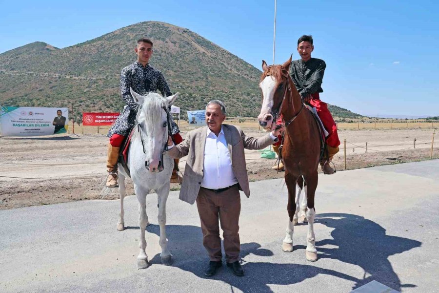 Başkan Yalçın: "talas’ta Hobisiz Hiç Kimse Kalmasın"