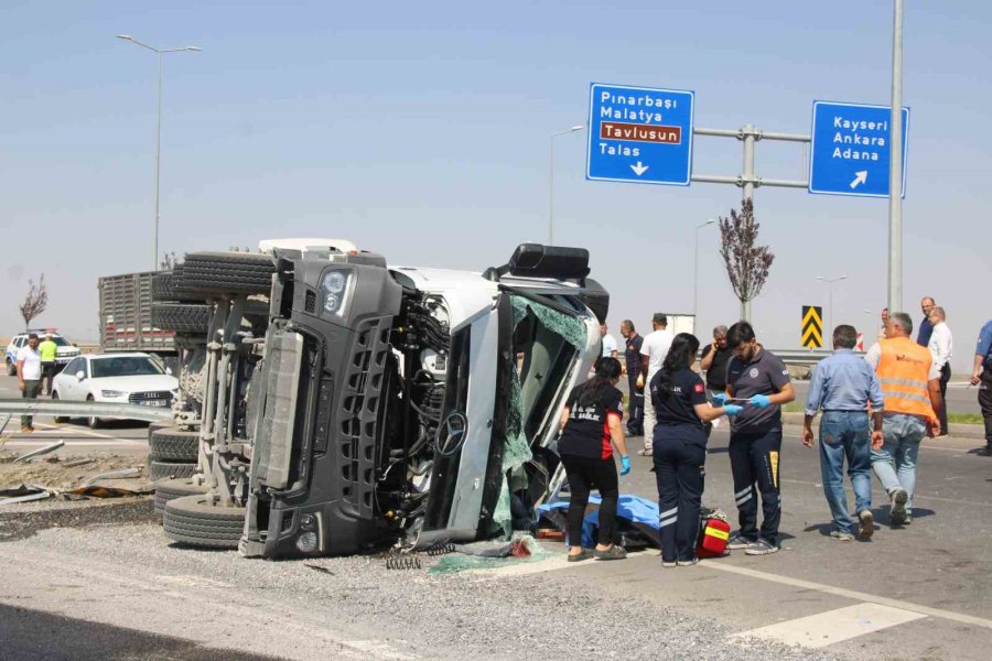 Beton Mikseri Devrildi: 1 Ölü