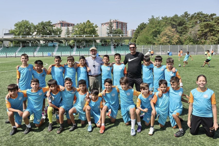 Kocasinan Belediyesi, Sporla Geleceğin Evlatlarını Yetiştiriyor