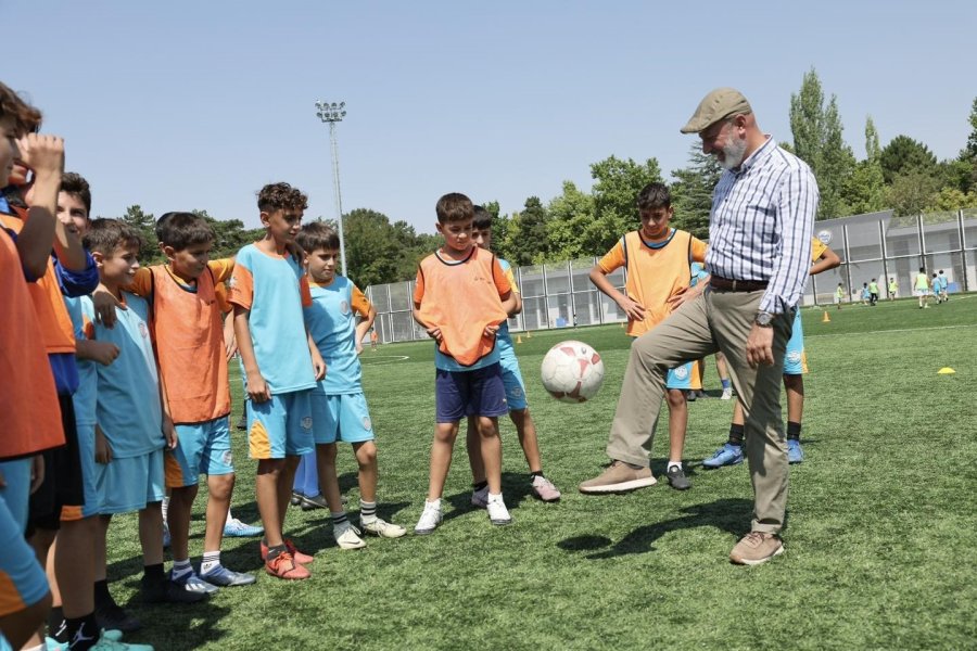 Kocasinan Belediyesi, Sporla Geleceğin Evlatlarını Yetiştiriyor