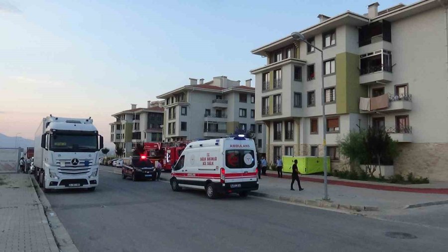 Karaman’da İntihara Kalkışan Kadını Polis İkna Etti