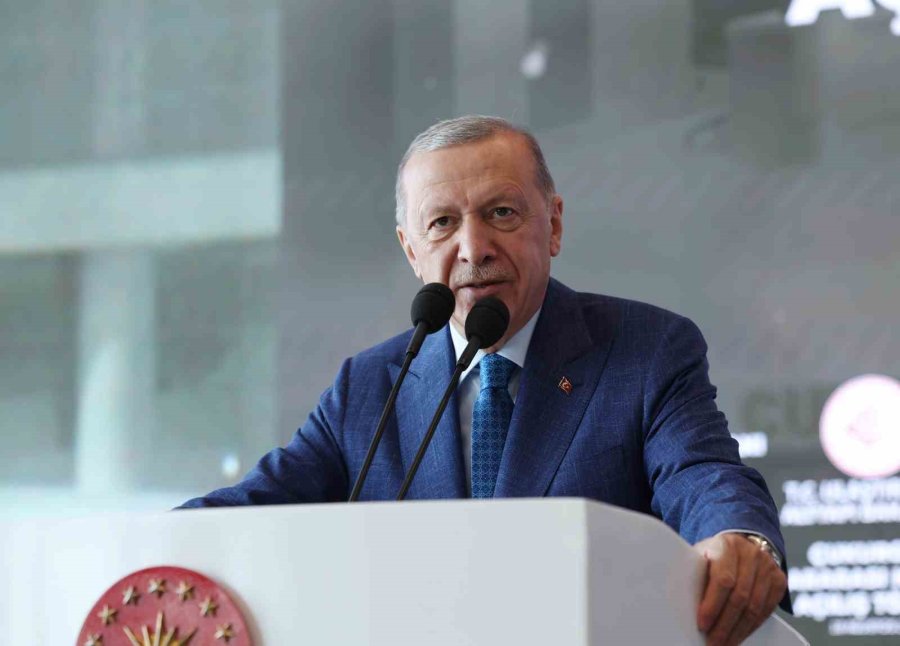 Cumhurbaşkanı Erdoğan: "sgk’ya Borç Ödemeye, Millete Hizmet Etmeye Gelince Kasada Para Yok, Paris’te Keyif Çatmaya Gelince Paranın Sınırı Yok"