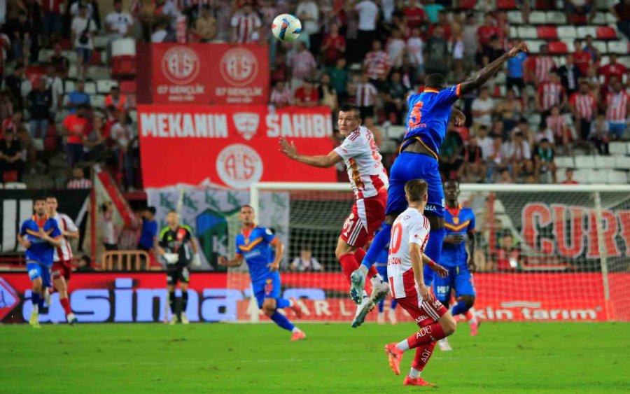 Trendyol Süper Lig: Antalyaspor: 0 - Göztepe: 0 (maç Sonucu)