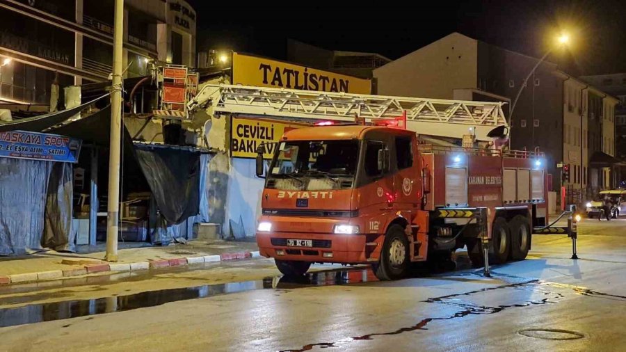 İş Yerinde Çıkan Yangın Korkuttu