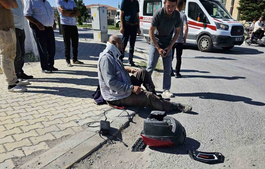 Sağlık Görevlisi Yaralıyı Bırakıp “çekim Yapıyor” Diye Gazeteciyi Polise Şikayet Etti