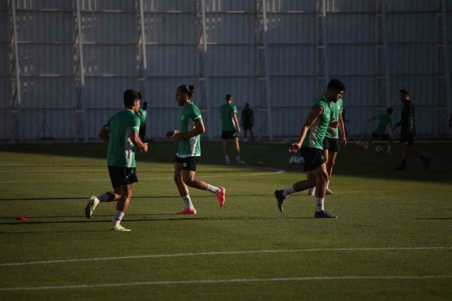 Konyaspor’da Galatasaray Maçı Hazırlıkları Sürüyor