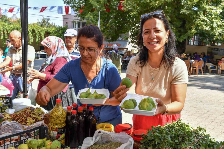 ’kırsal Mahalle Buluşmaları’ İle Kadınlar Mersin’i Yeniden Keşfediyor