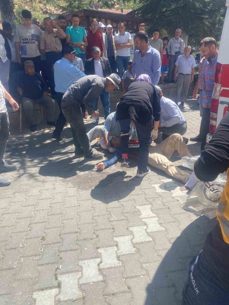 Aksaray’da Çatıdan Düşen İşçi Ağır Yaralandı