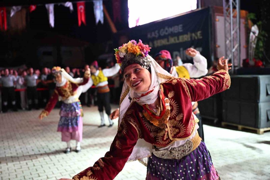 Antalyalılar Gömbe Şenliğinde Buluştu