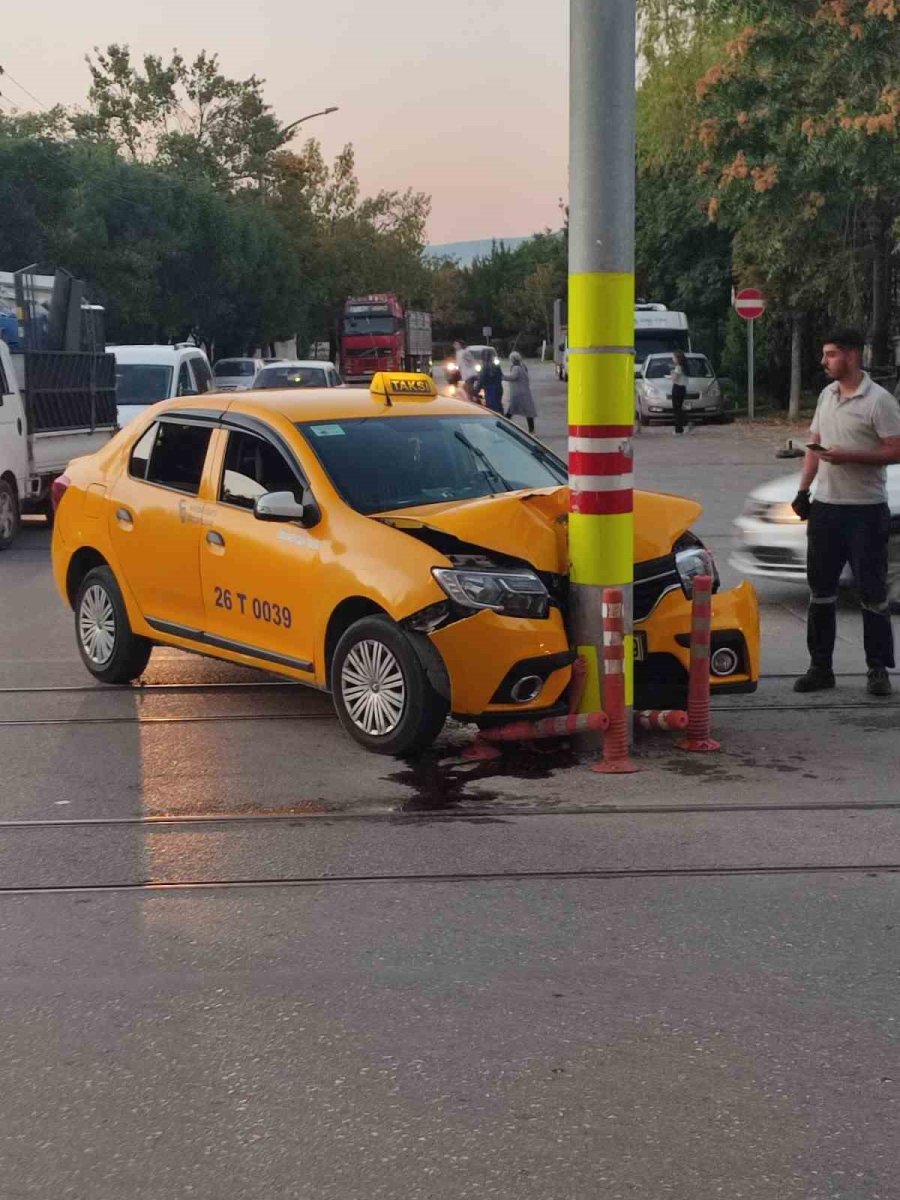 Aynı Yerde Olan Benzeri Kazalar Vatandaşın Tepkisine Neden Oldu