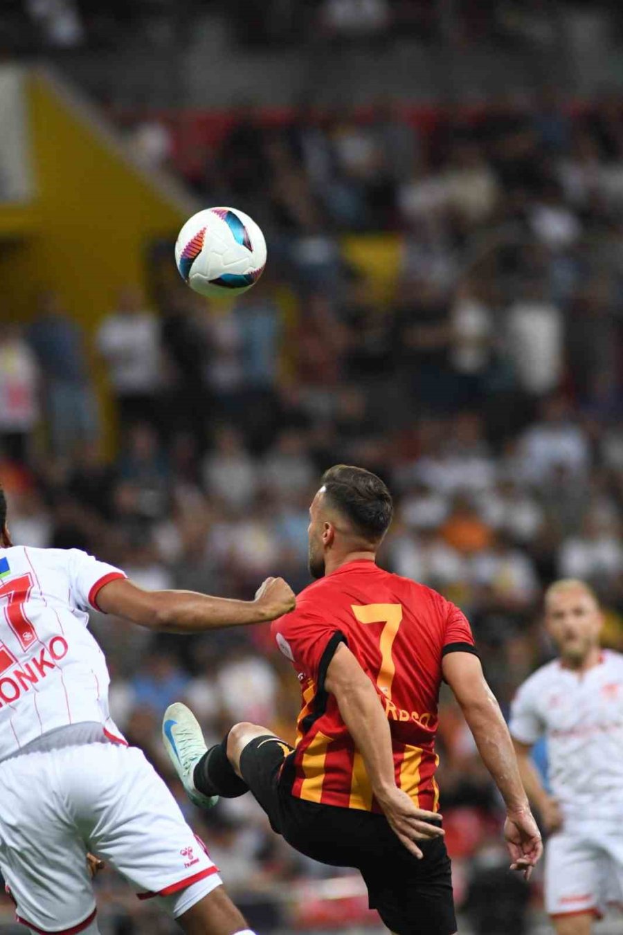 Trendyol Süper Lig: Kayserispor : 1 - Sivasspor: 1 (ilk Yarı)